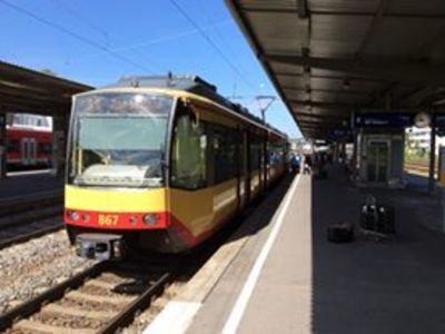 Stadtbahn auf der neuen A 1 Rheinbrücke Leverkusen - Köln Merkenich Stadtbahn auf der neuen A 1 Rheinbrücke Leverkusen - Köln Merkenich